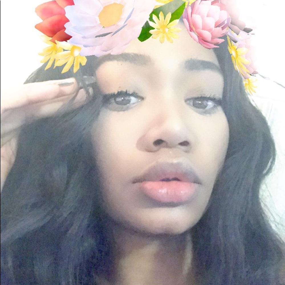 Meet your Posher, Faith